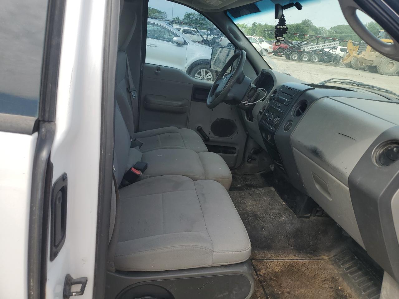 2006 Ford F150 VIN: 1FTRF12246NA15459 Lot: 55321204