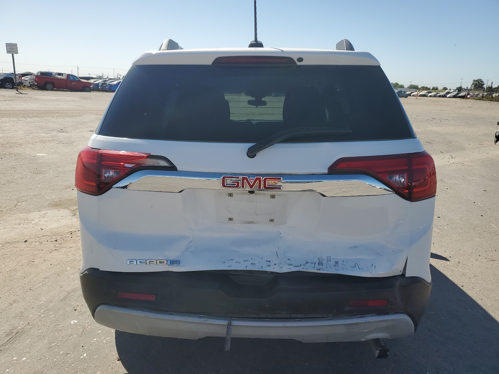 1GKKNLLA8HZ214682 2017 GMC Acadia Sle
