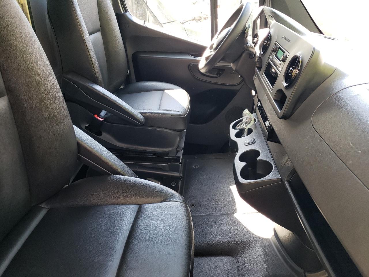 2021 Mercedes-Benz Sprinter 4500 VIN: W1W9ED3Y8MT068315 Lot: 53913284