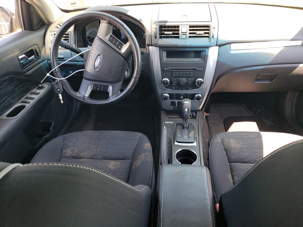 2010 Ford Fusion Se VIN: 3FAHP0HA1AR335335 Lot: 55859114