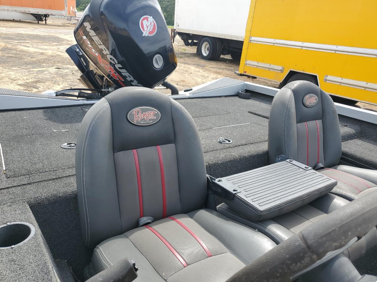 2015 Rge Vessel VIN: RGR97277D515 Lot: 54772894