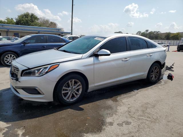  HYUNDAI SONATA 2016 Серебристый