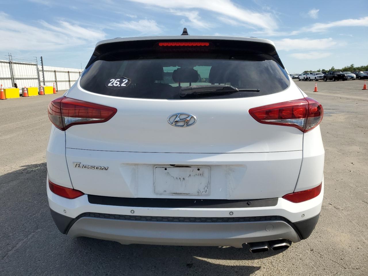 2018 Hyundai Tucson Value VIN: KM8J33A29JU641862 Lot: 54003524