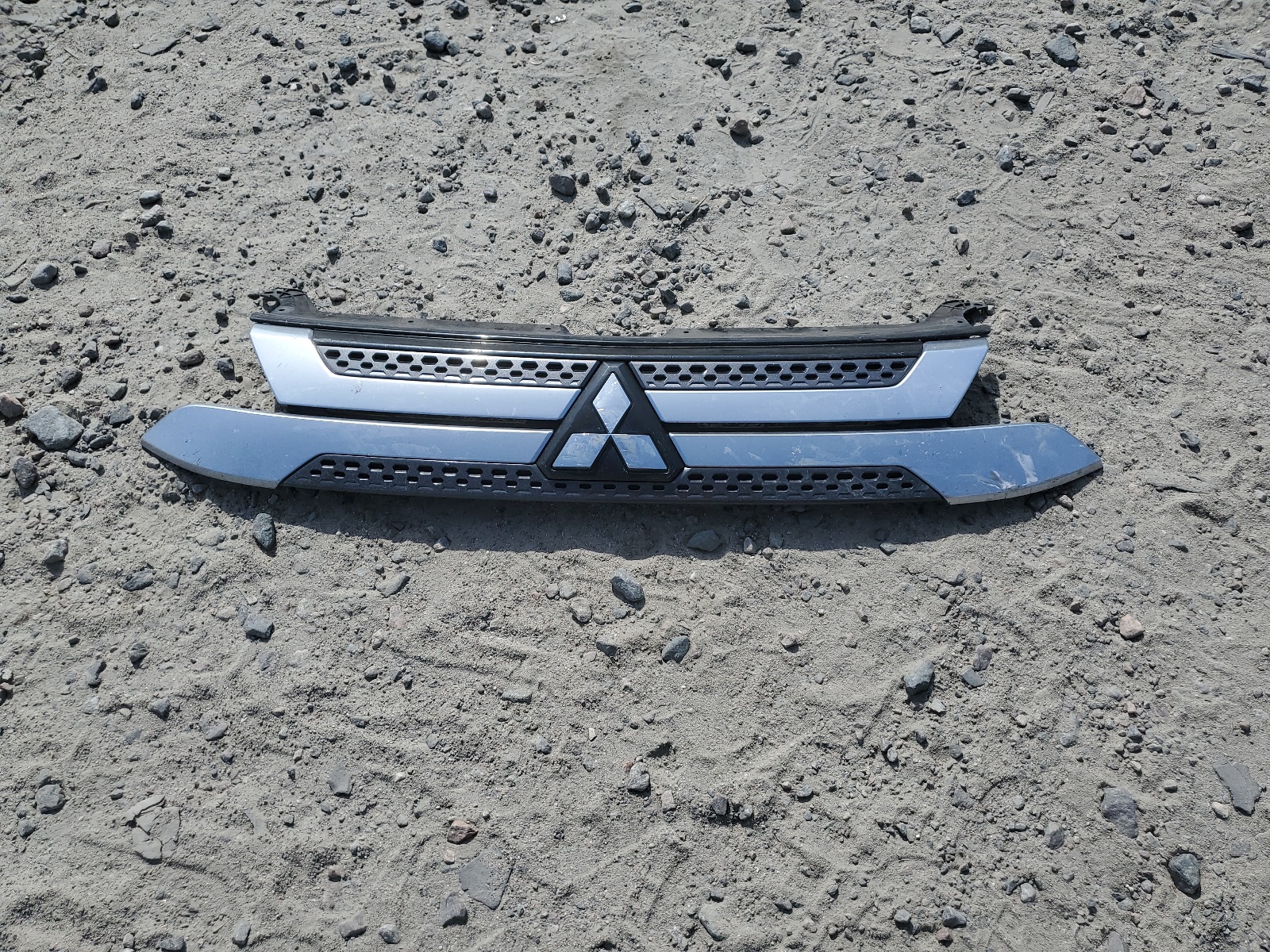 JA4AZ3A34KZ034150 2019 Mitsubishi Outlander Se