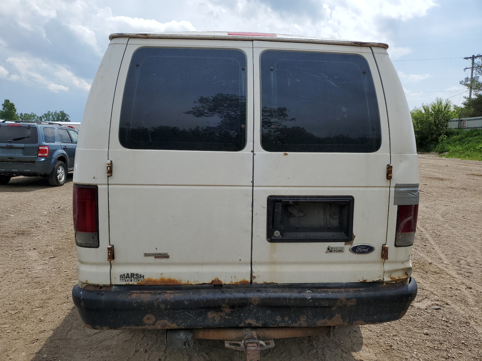 1FTNE2EW5BDA02886 2011 Ford Econoline E250 Van