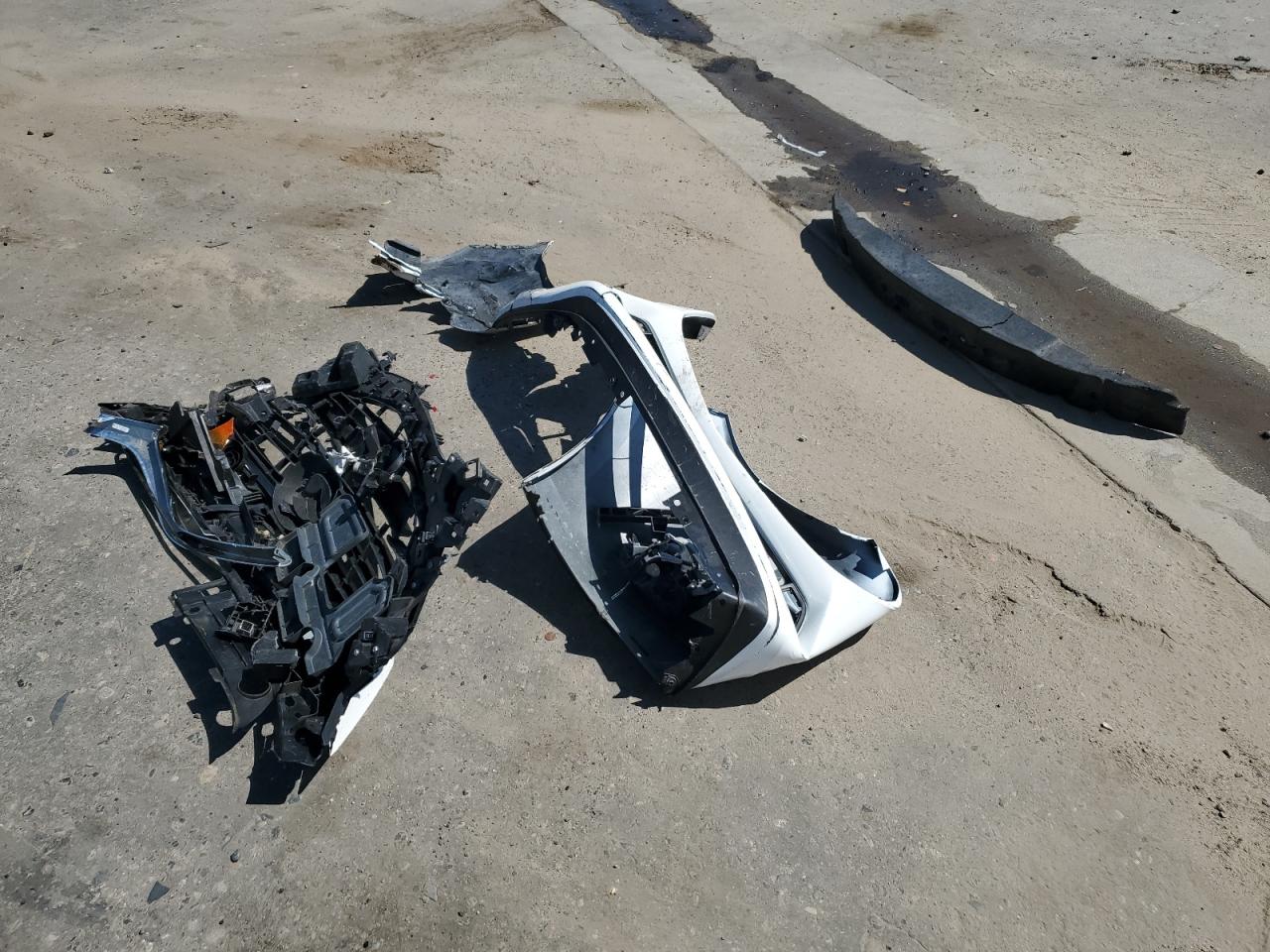 2018 Mazda 3 Touring VIN: 3MZBN1L32JM270641 Lot: 55515054