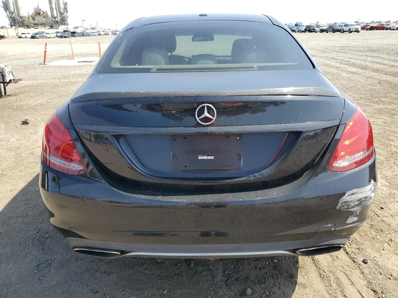 2015 Mercedes-Benz C 300 4Matic VIN: 55SWF4KB0FU031983 Lot: 56164674