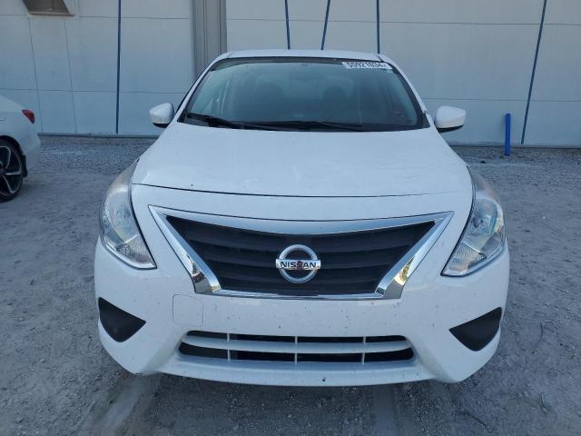  NISSAN VERSA 2017 White