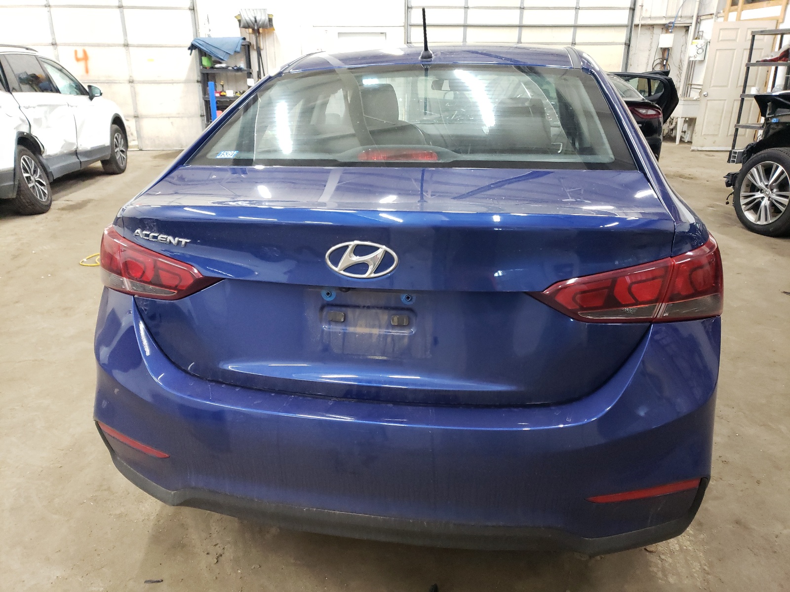 3KPC24A35KE043170 2019 Hyundai Accent Se