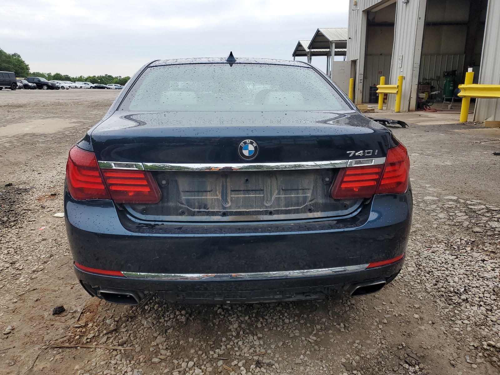 2014 BMW 740 I vin: WBAYA6C59ED144427