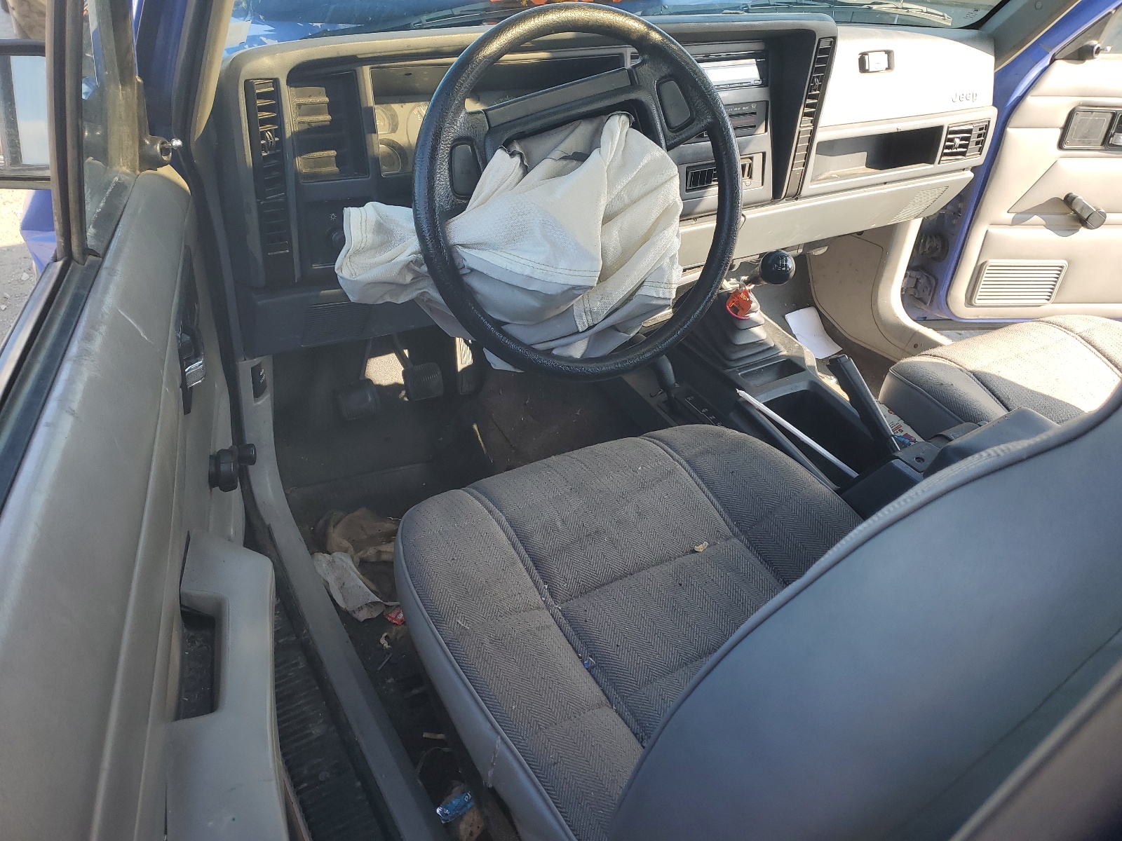 1J4FJ27SXTL148552 1996 Jeep Cherokee Se