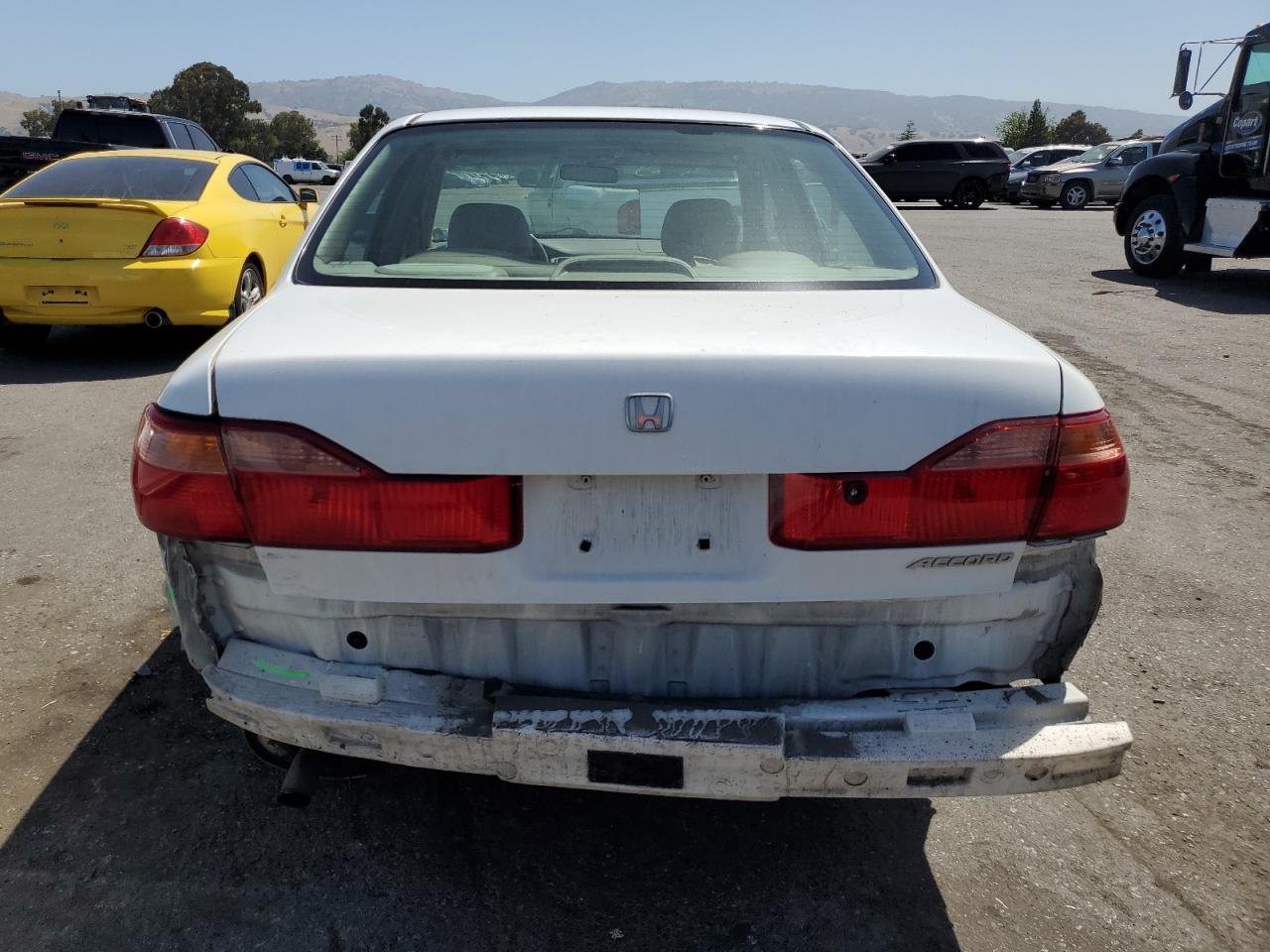 1999 Honda Accord Ex VIN: 1HGCG1651XA068413 Lot: 56139304