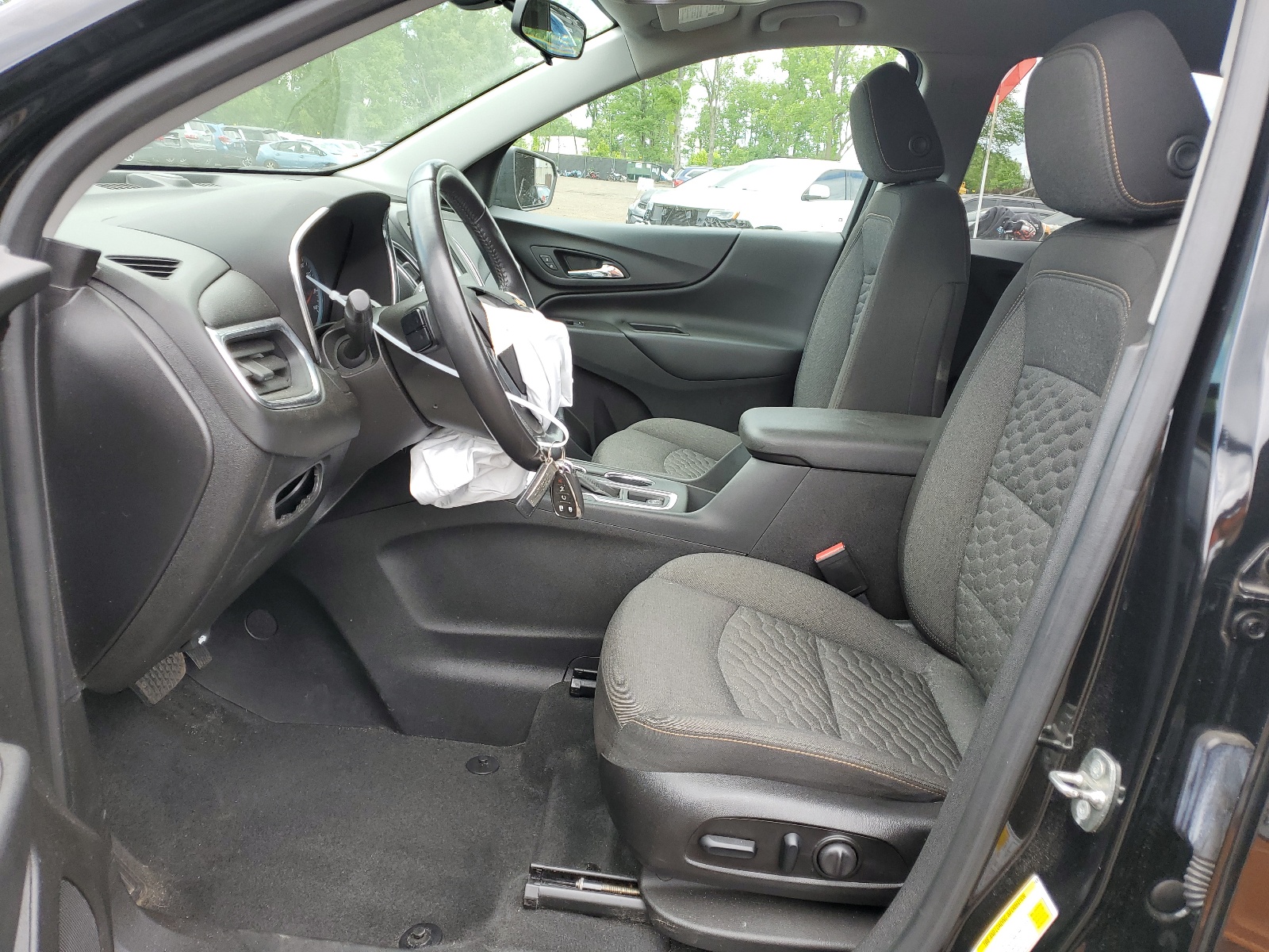 2GNAXSEV2J6259525 2018 Chevrolet Equinox Lt