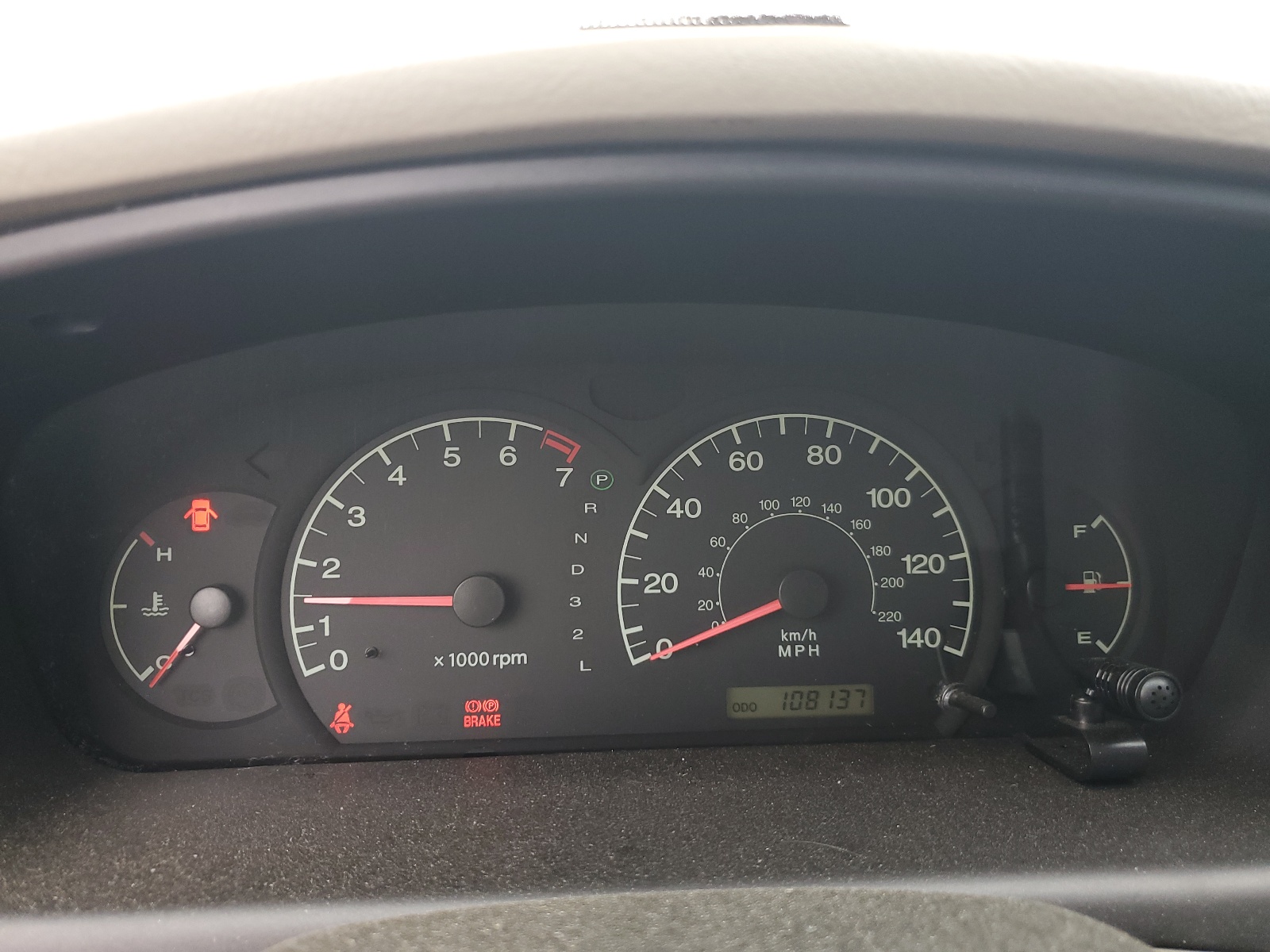 KMHDN45D72U393590 2002 Hyundai Elantra Gls