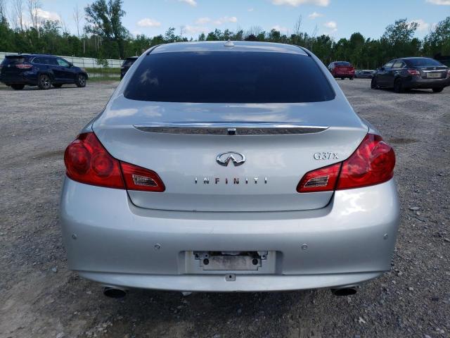  INFINITI G37 2013 Сріблястий