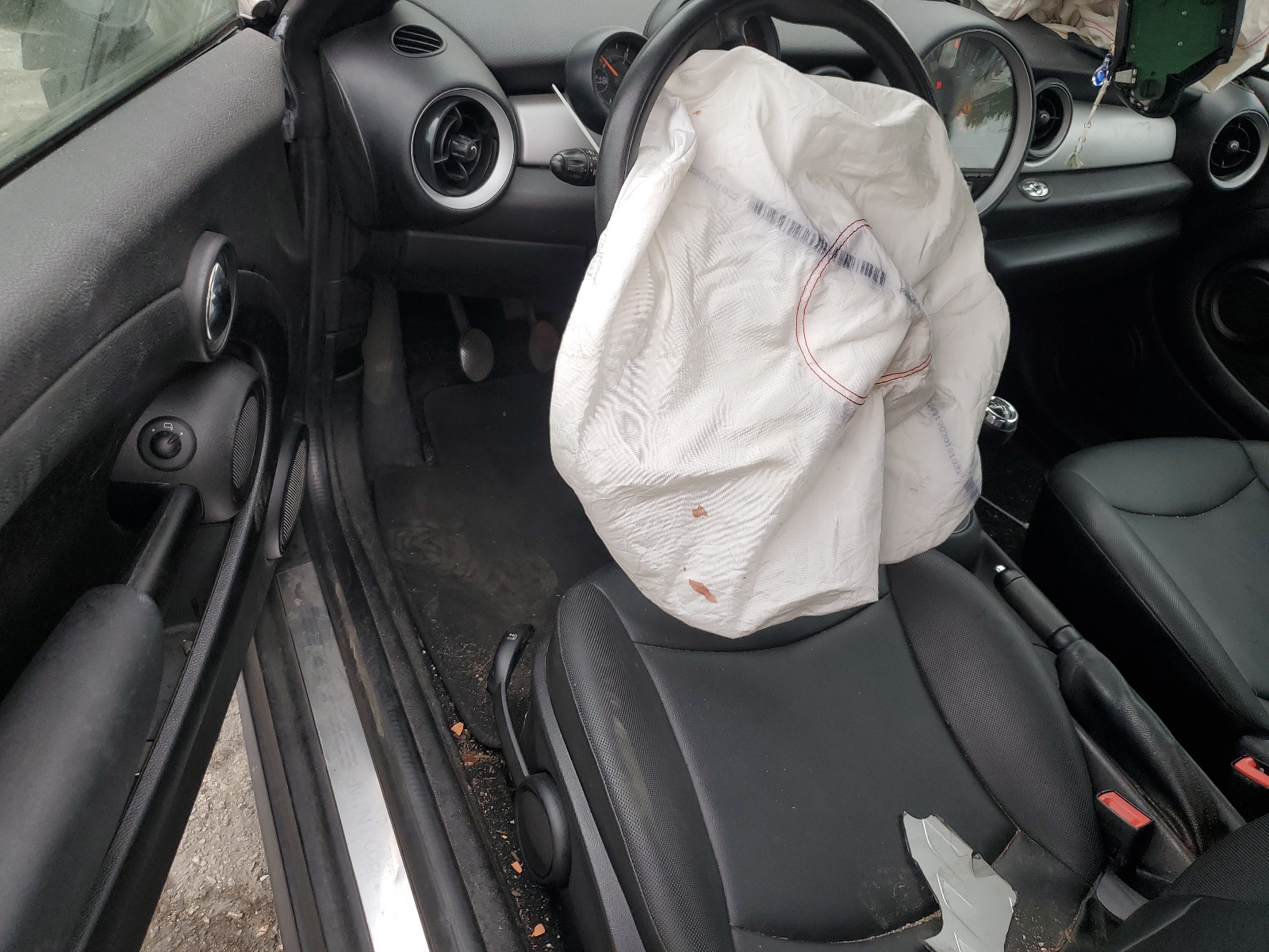 WMWSY1C51FT719678 2015 Mini Cooper Roadster