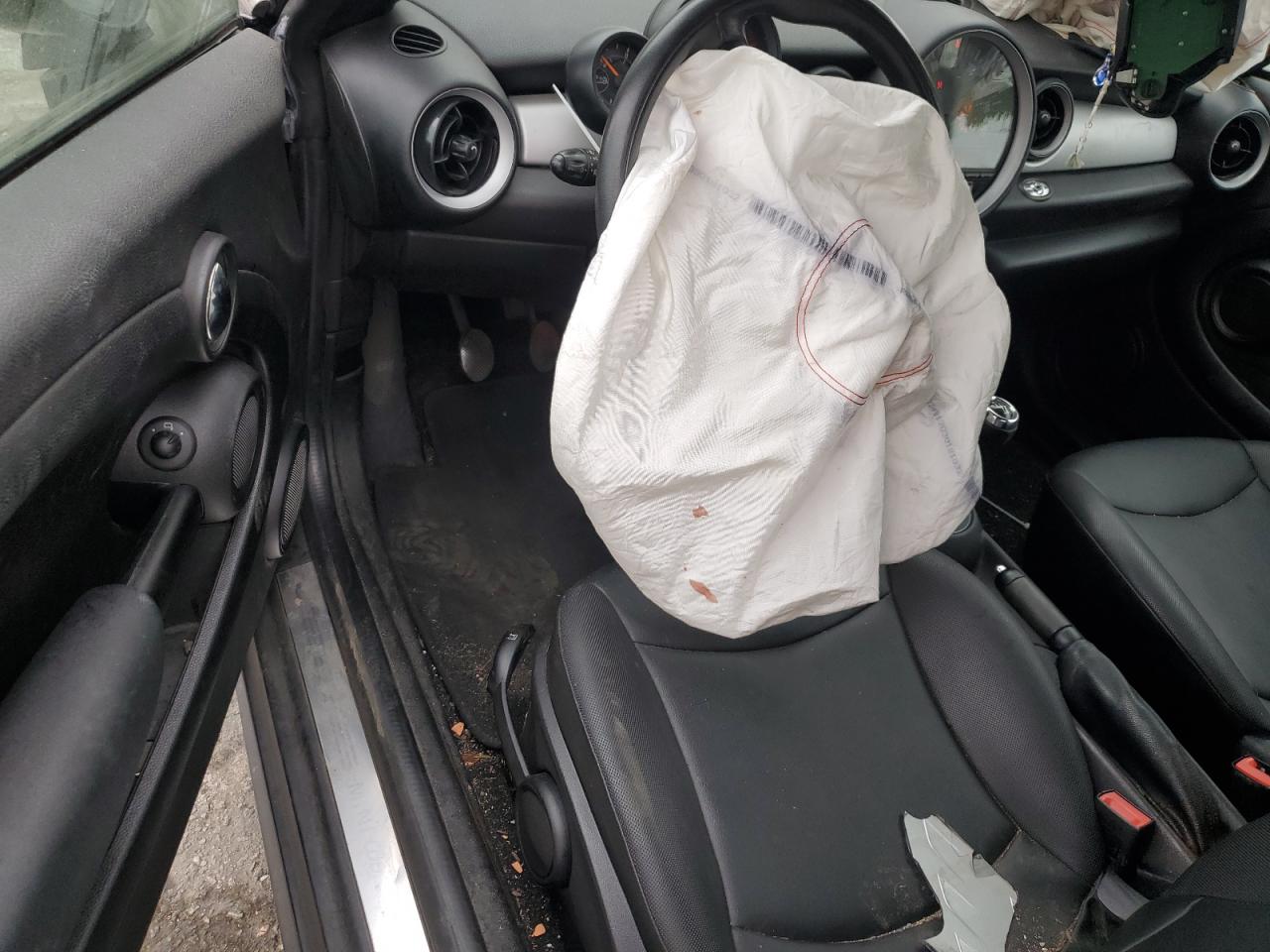 2015 Mini Cooper Roadster VIN: WMWSY1C51FT719678 Lot: 56009604