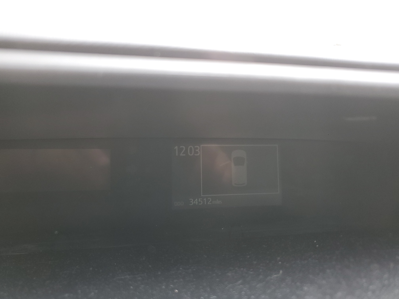 JTDKDTB3XJ1604804 2018 Toyota Prius C