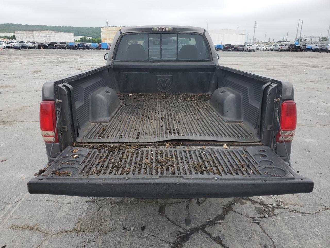 2002 Dodge Dakota Slt VIN: 1B7FL46XX2S511526 Lot: 57955594