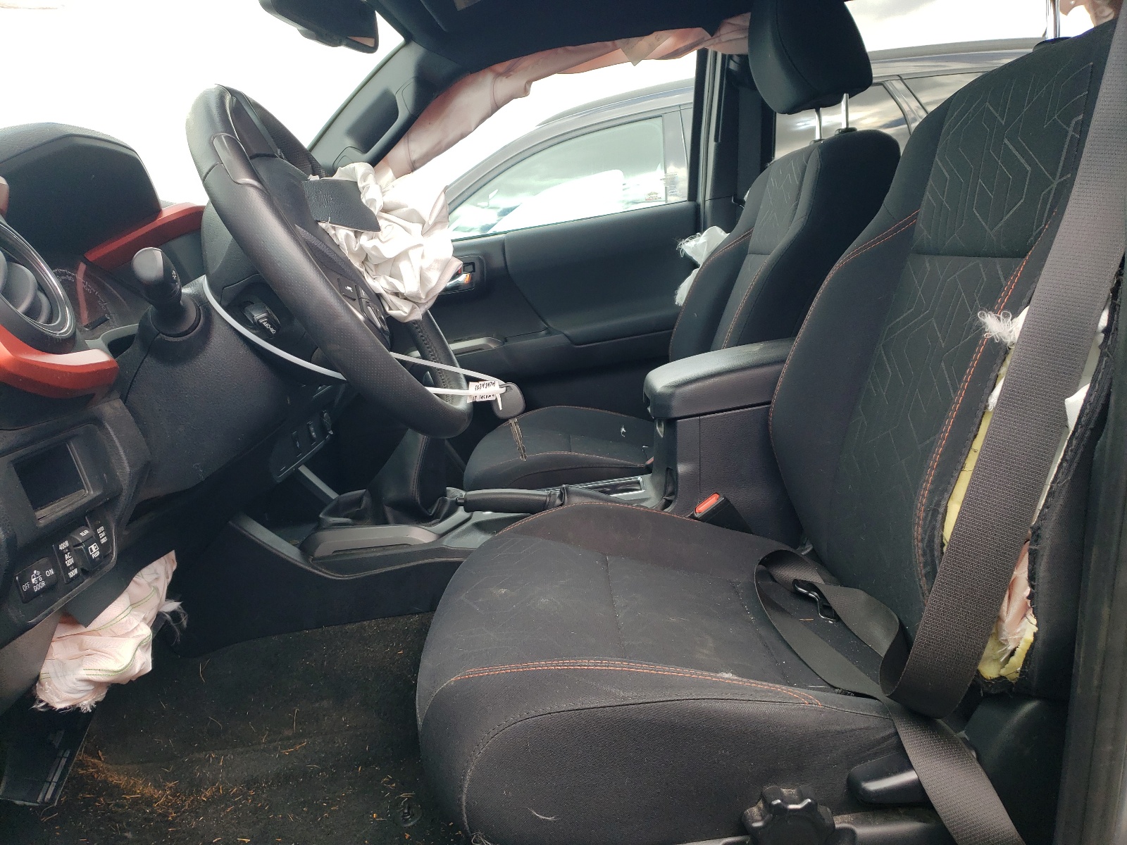 5TFCZ5AN2HX078843 2017 Toyota Tacoma Double Cab