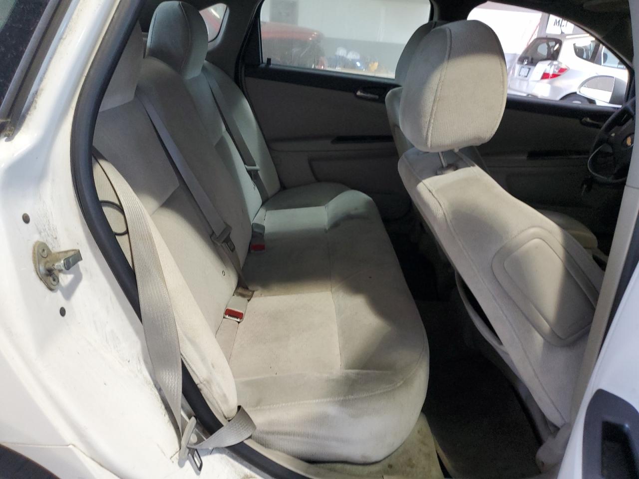 2014 Chevrolet Impala - Image 10