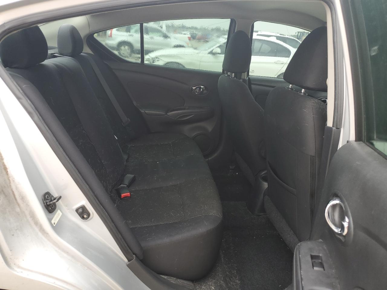 2013 Nissan Versa - Image 10