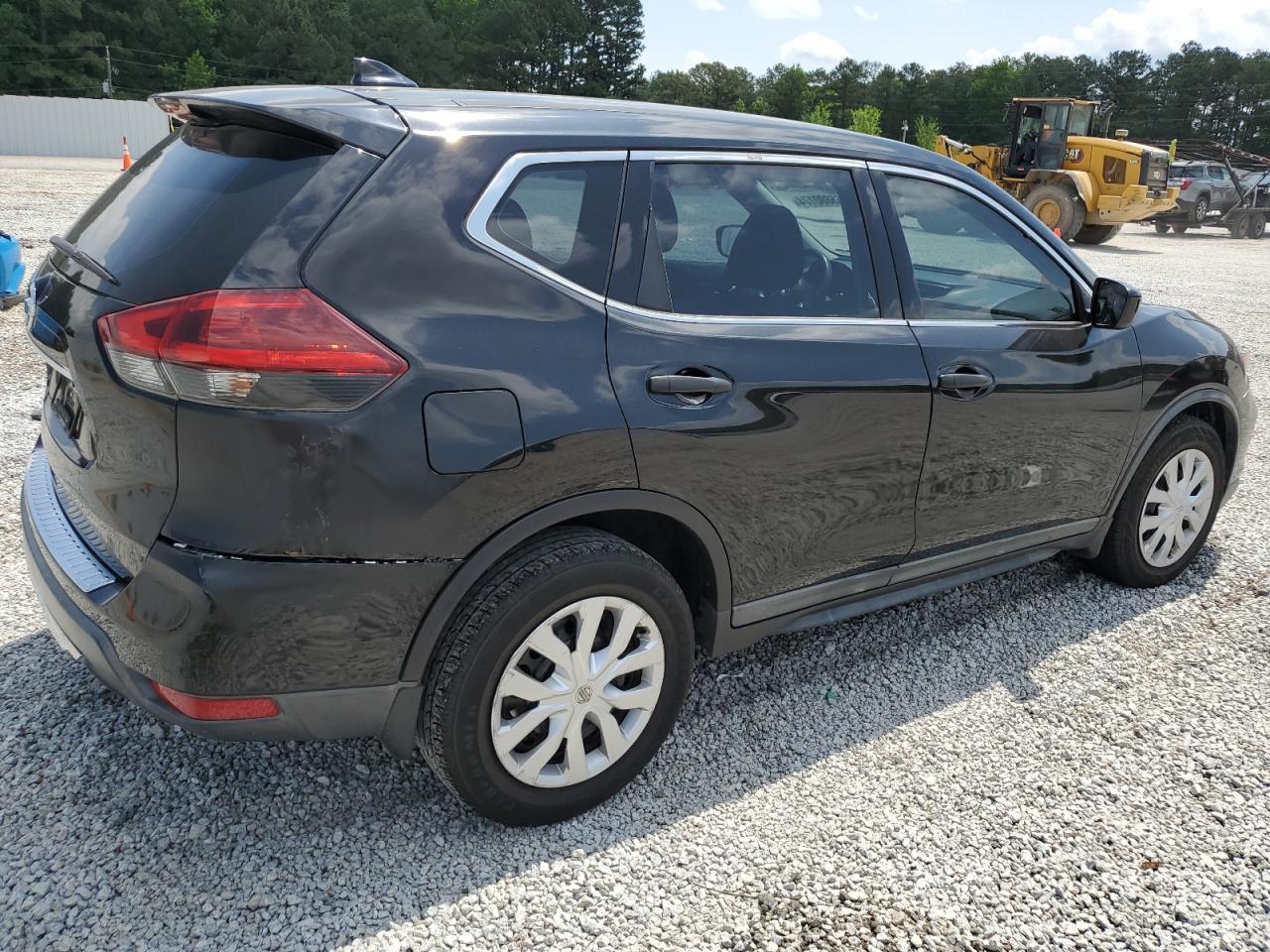 2018 Nissan Rogue - Image 3