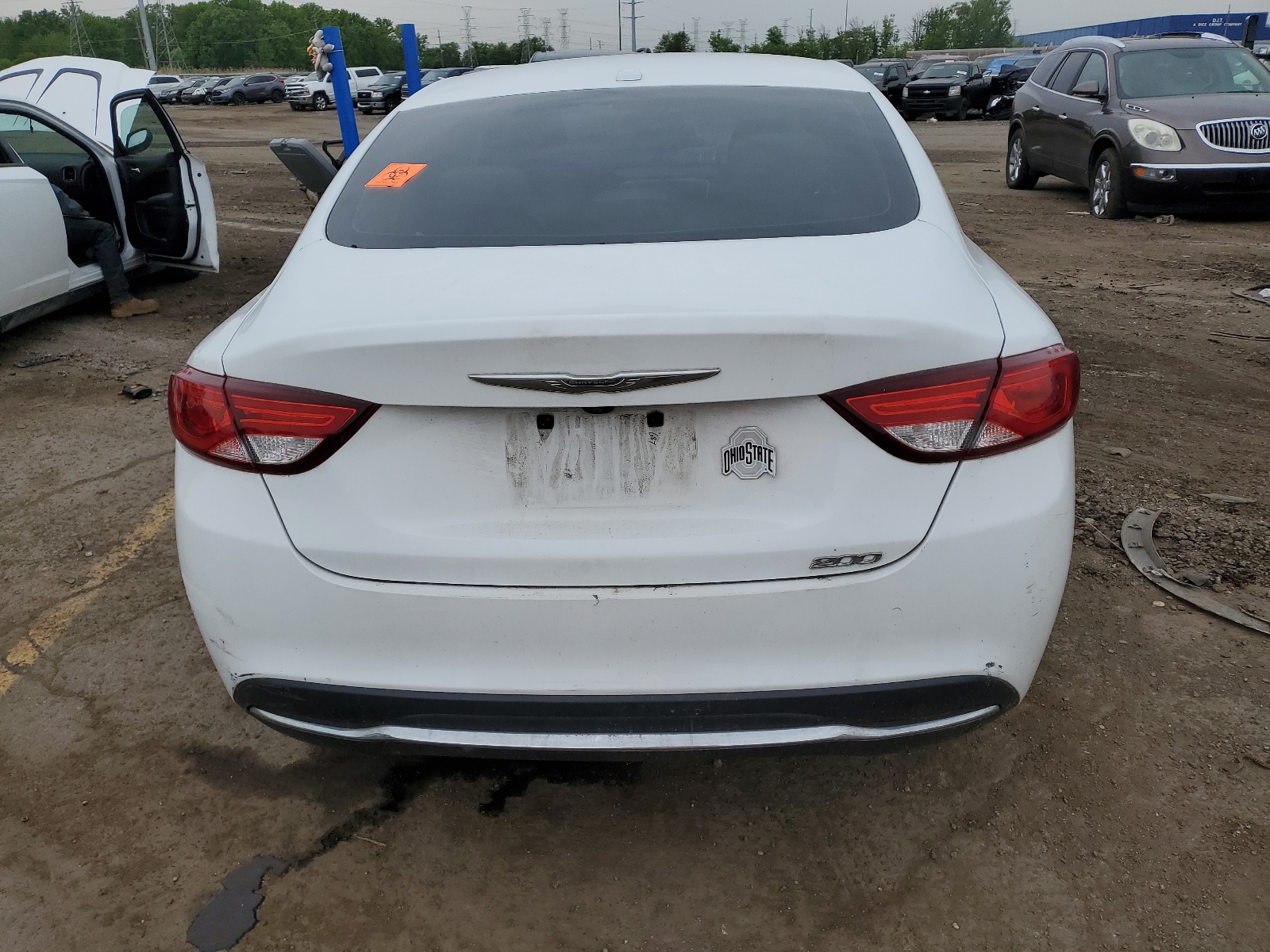 1C3CCCAB3FN504368 2015 Chrysler 200 Limited