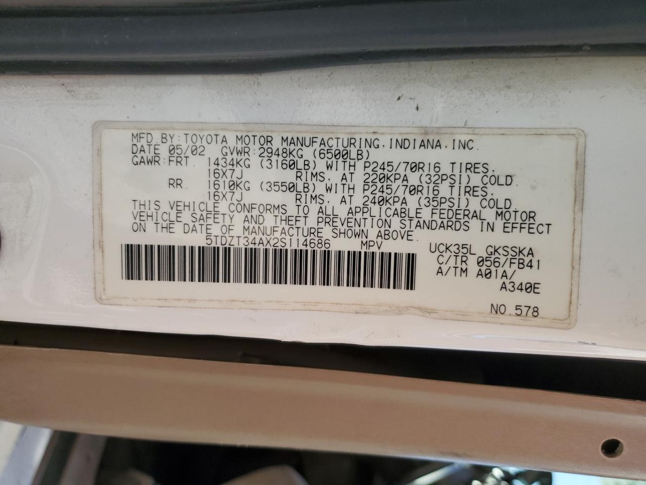 5TDZT34AX2S114686 2002 Toyota Sequoia Sr5