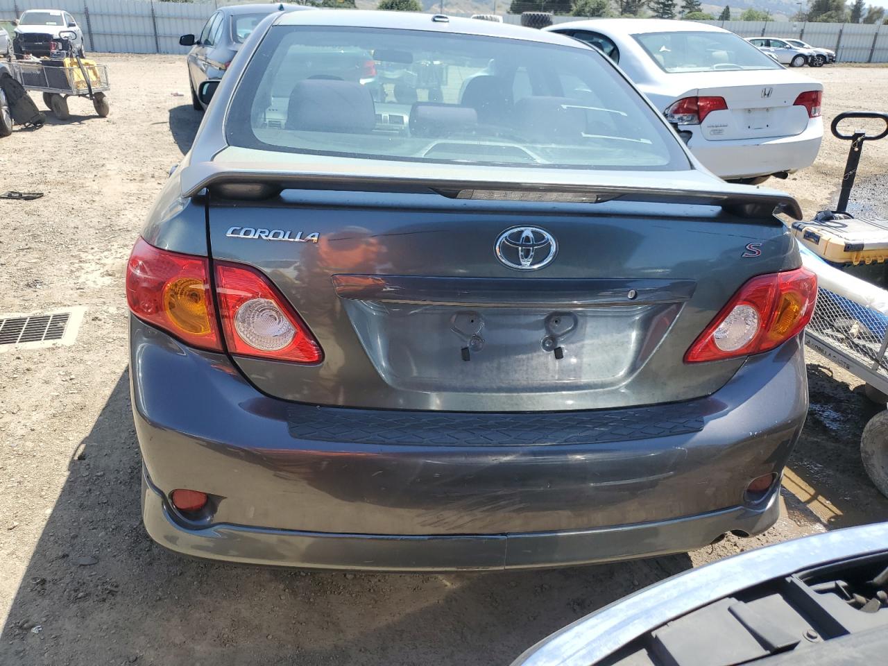 2T1BU4EE0AC486860 2010 Toyota Corolla Base