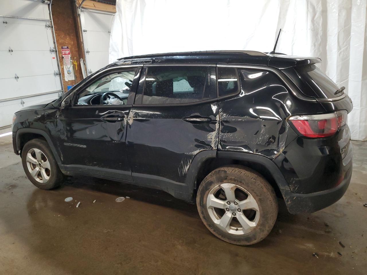 2018 Jeep Compass - Image 2