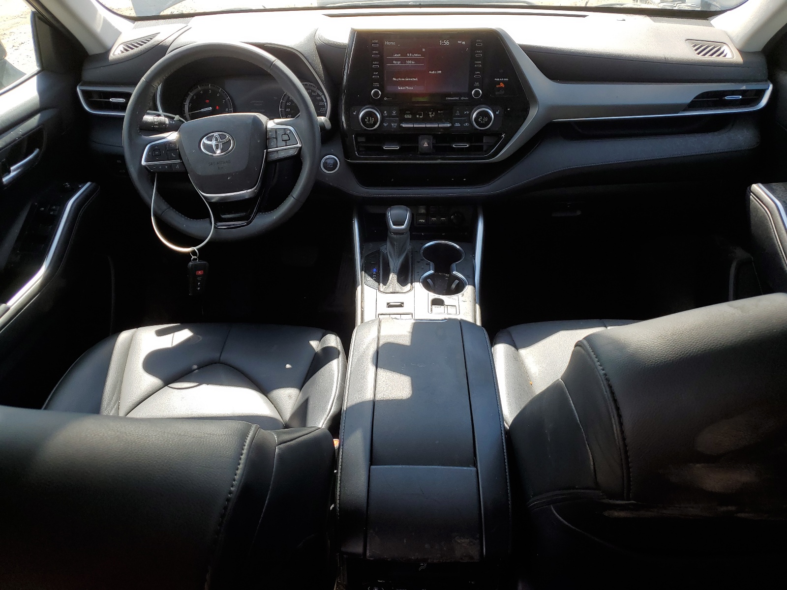 5TDGZRBH4MS155942 2021 Toyota Highlander Xle