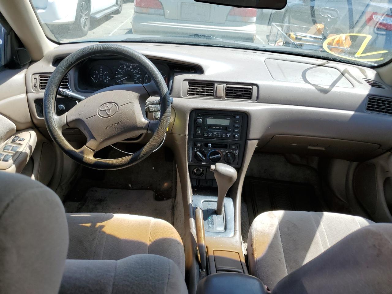 1999 Toyota Camry Ce VIN: 4T1BG22K5XU526461 Lot: 55534624