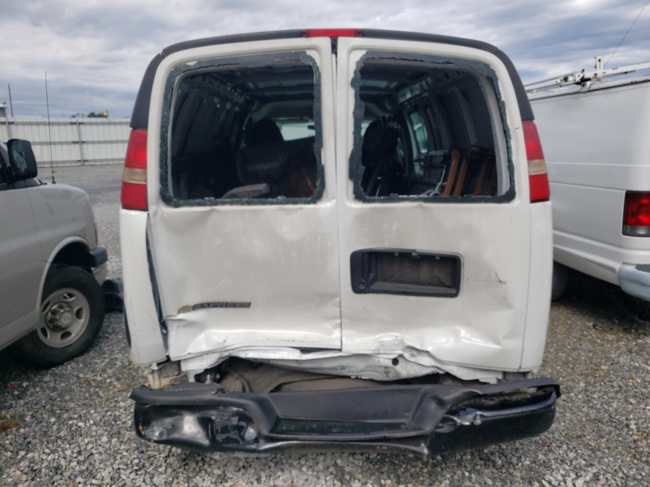 1GCSGAFX4D1168559 2013 Chevrolet Express G1500