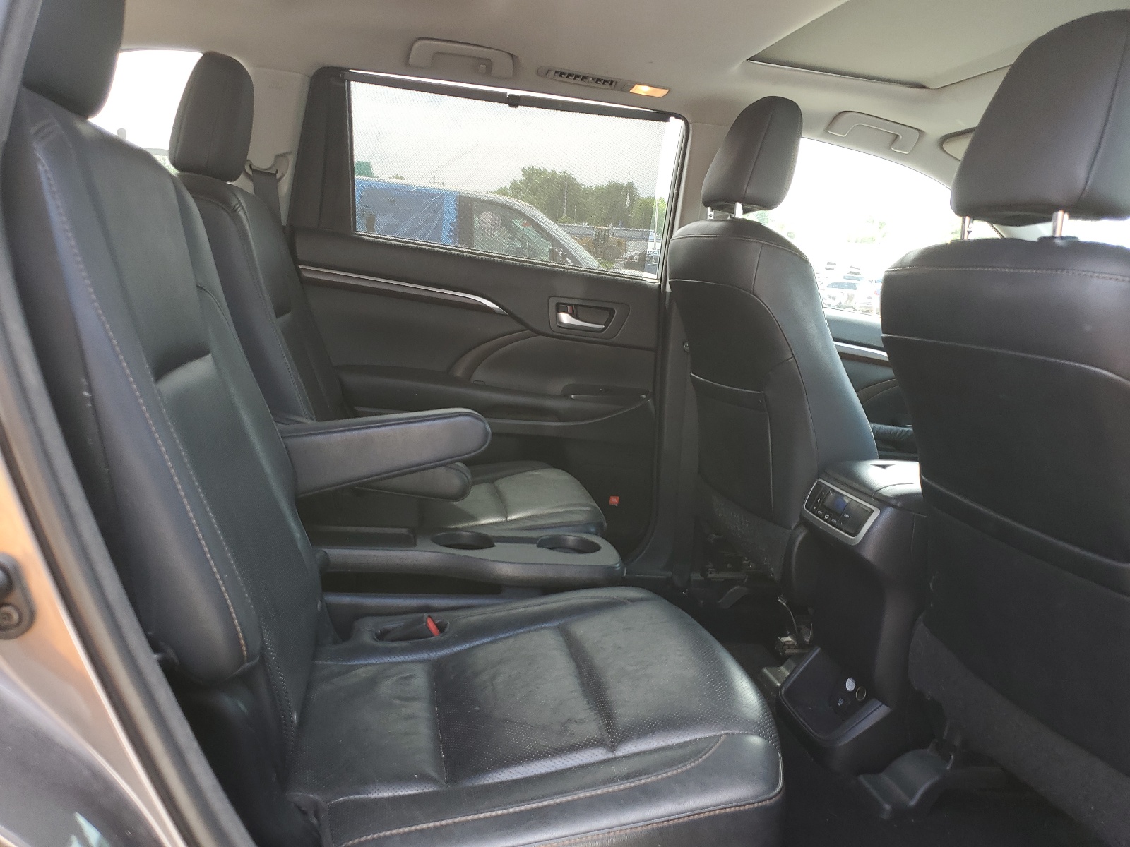 5TDDKRFH5ES020925 2014 Toyota Highlander Limited