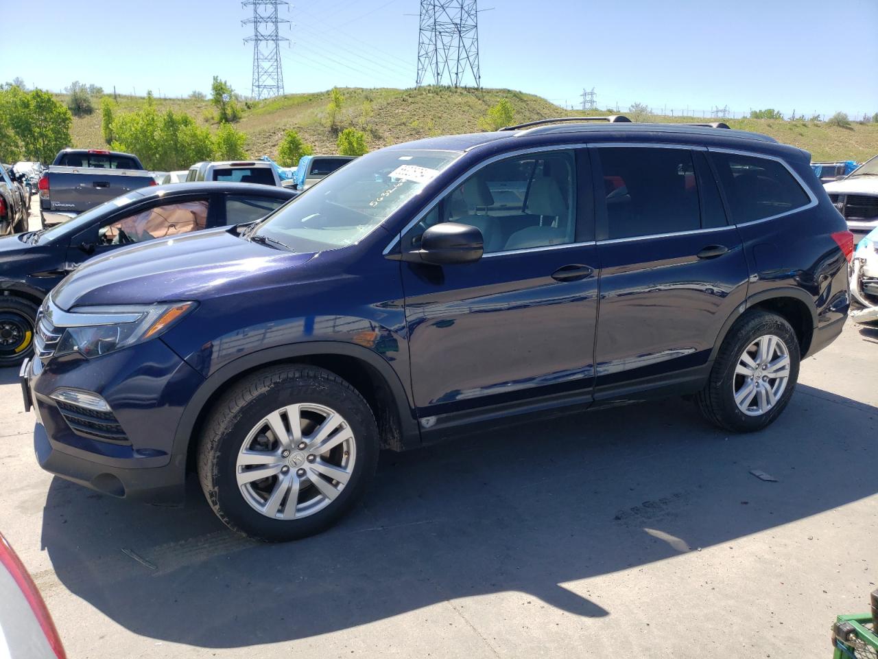 5FNYF6H17GB126837 2016 HONDA PILOT - Image 1