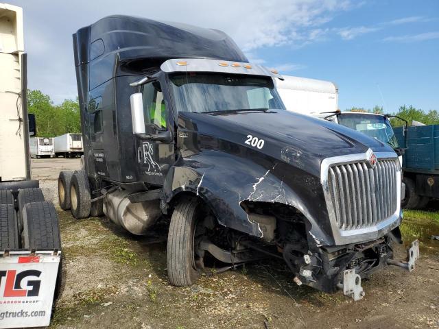 2020 International Lt625  for Sale in Elgin, IL - Front End