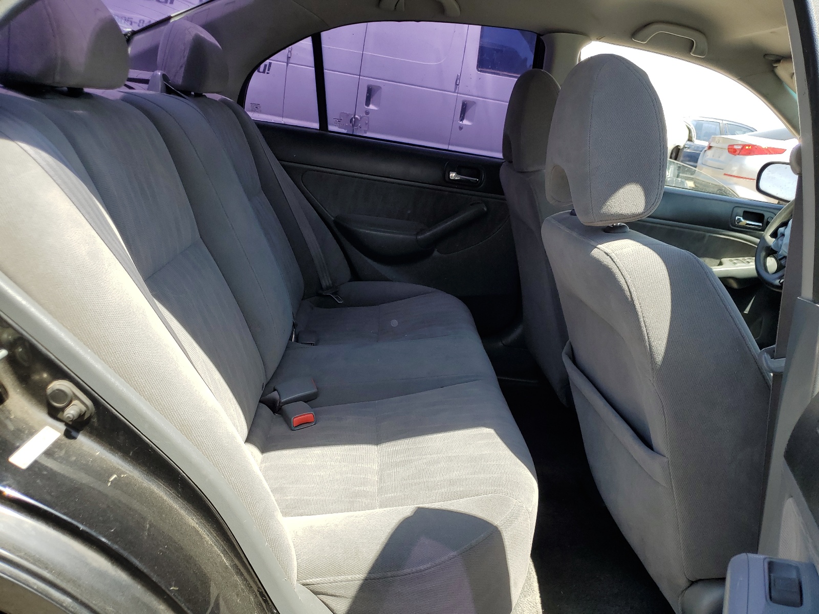 2HGES16574H608173 2004 Honda Civic Lx