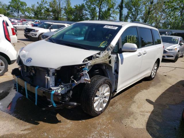 2014 Toyota Sienna Xle for Sale in Bridgeton, MO - Front End