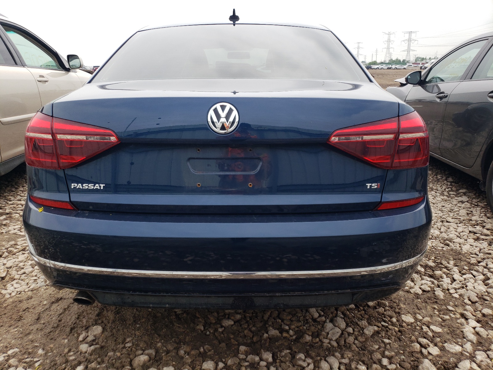 1VWAA7A30JC051465 2018 Volkswagen Passat S