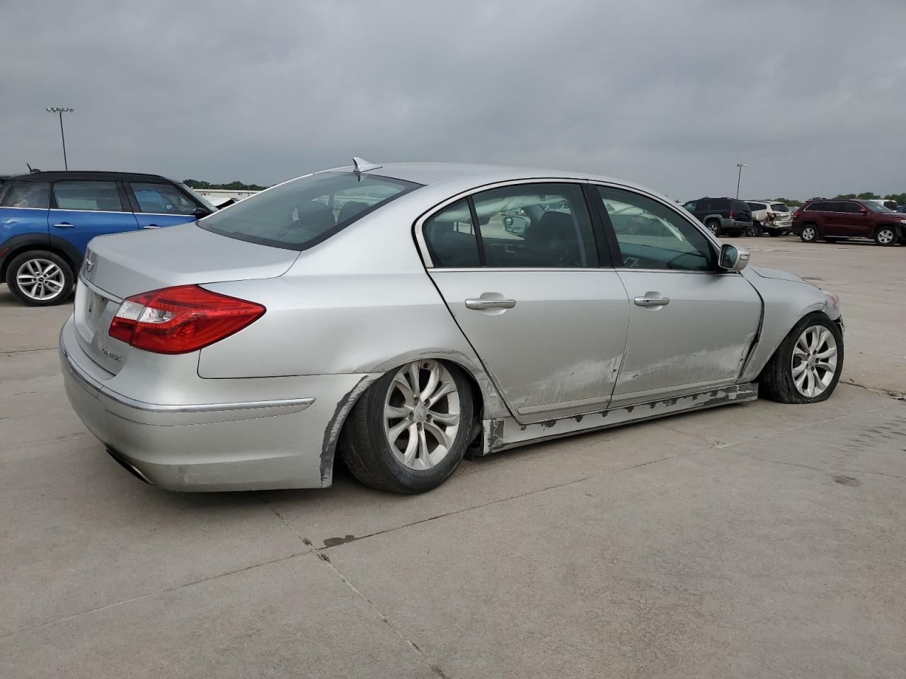 2013 Hyundai Genesis 3.8L VIN: KMHGC4DD4DU247963 Lot: 55804034