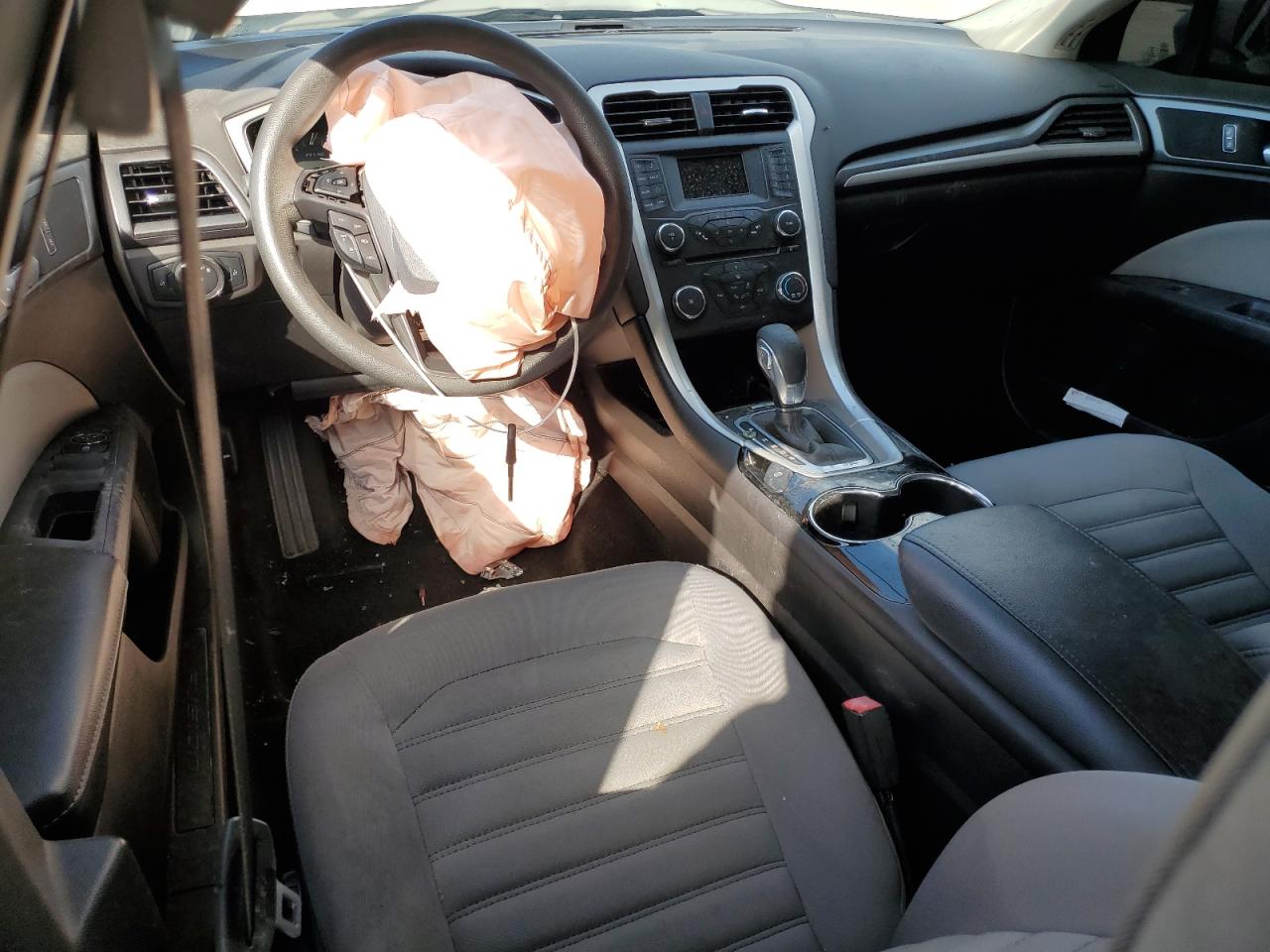 2014 Ford Fusion S VIN: 1FA6P0G77E5375702 Lot: 55696364