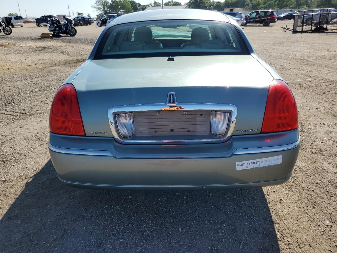 1LNHM83V36Y633000 2006 Lincoln Town Car Designer