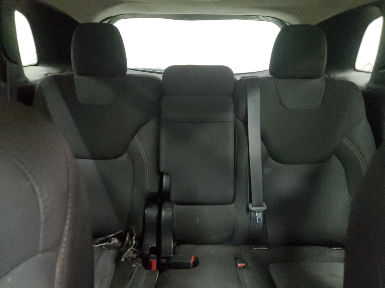 2016 Jeep Cherokee Latitude VIN: 1C4PJMCS1GW197817 Lot: 56814984