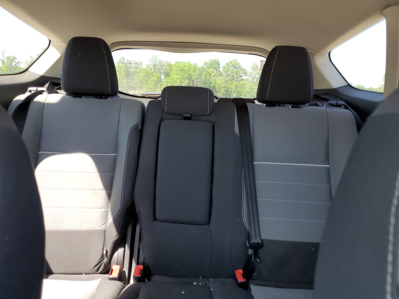 1FMCU0G74FUB10406 2015 Ford Escape Se