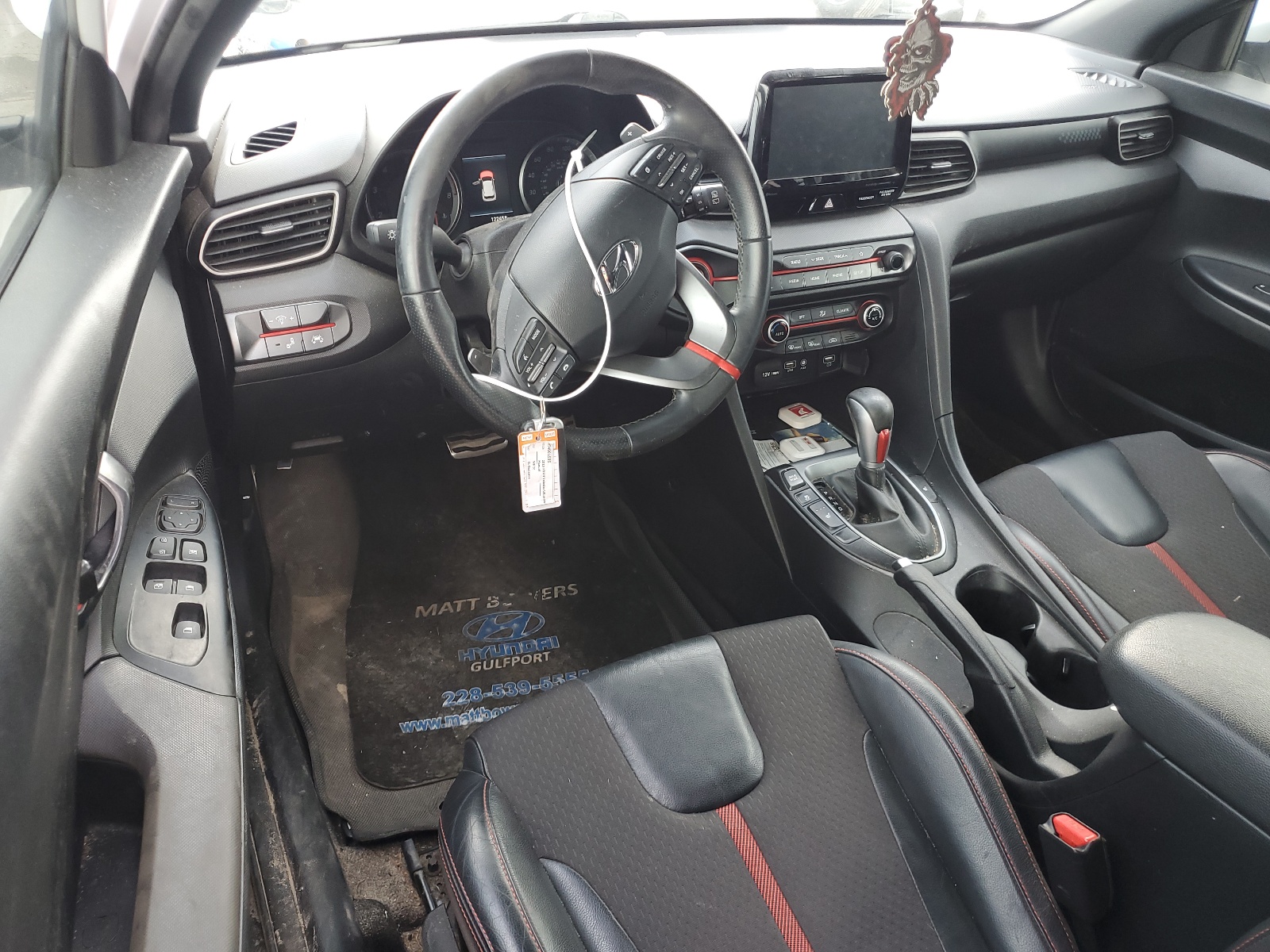 KMHTH6AB2KU002817 2019 Hyundai Veloster Turbo