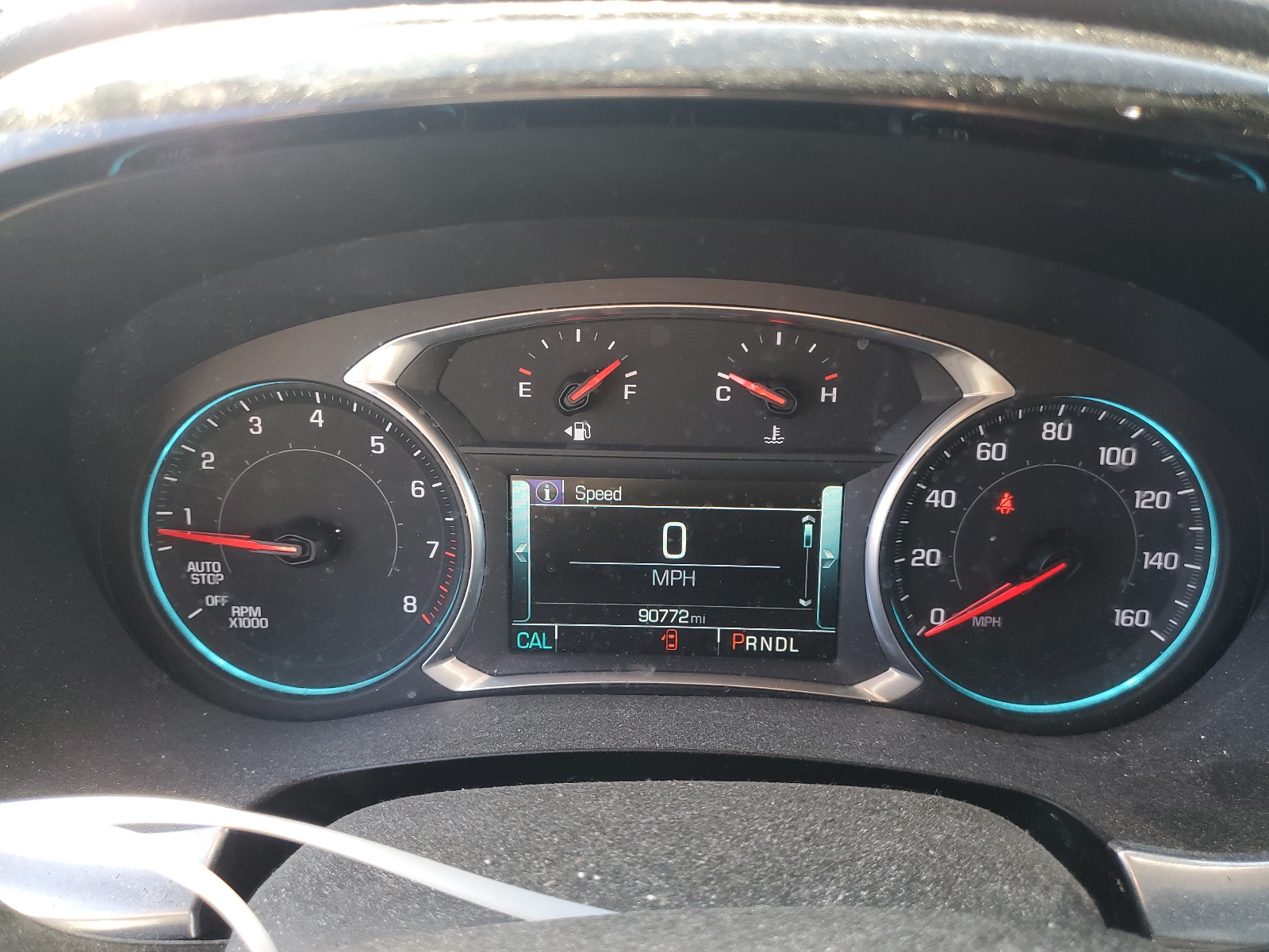 1GNEVHKW2KJ156469 2019 Chevrolet Traverse Lt