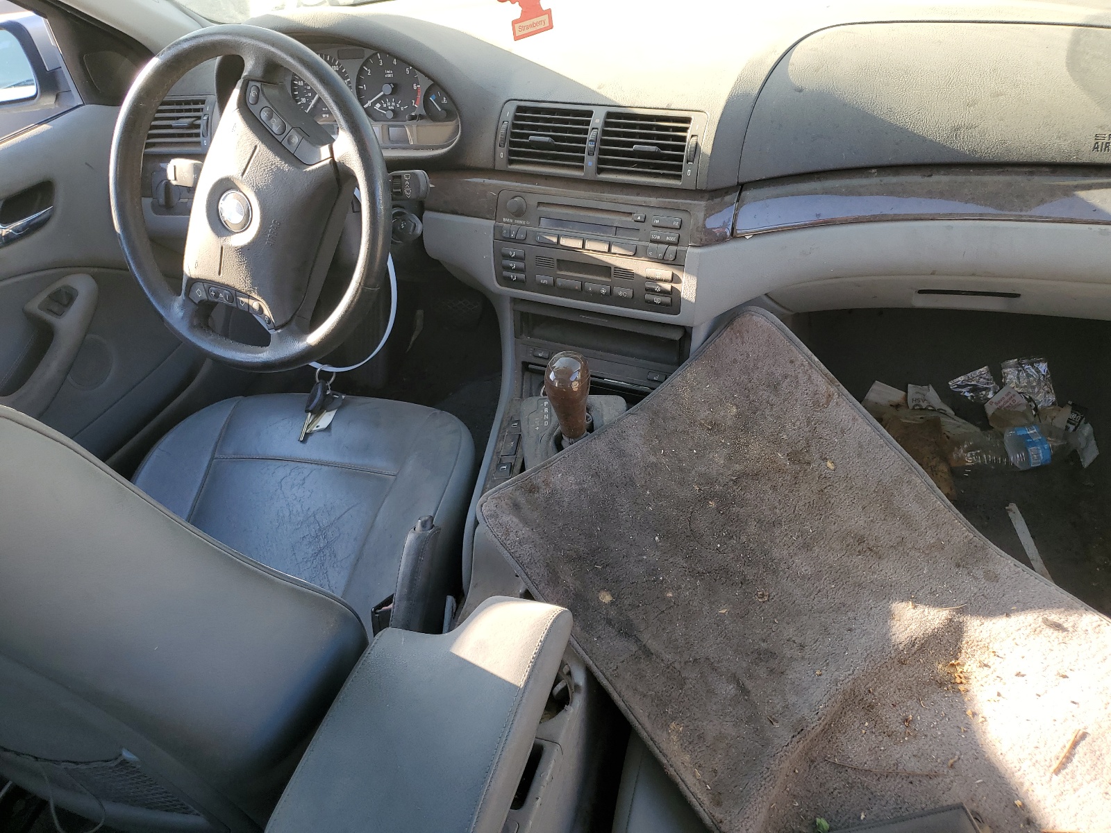 WBAEU33432PF71843 2002 BMW 325 Xi