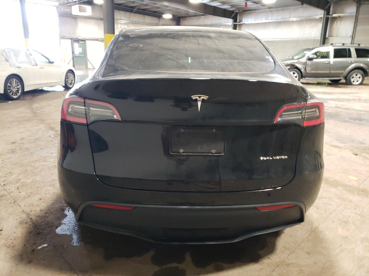 2021 Tesla Model Y VIN: 5YJYGAEE3MF185726 Lot: 54577804