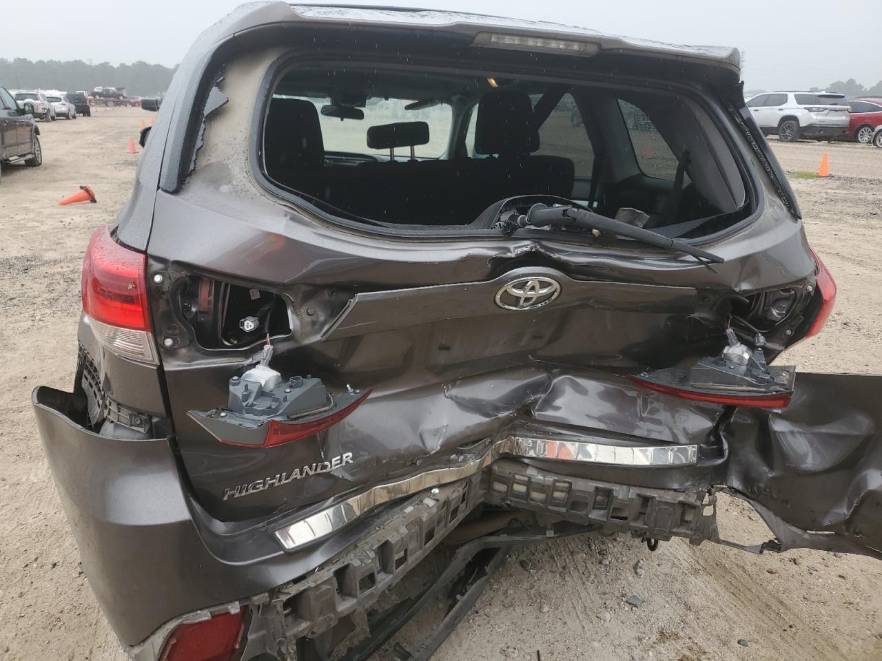 2018 Toyota Highlander Le VIN: 5TDZARFHXJS034211 Lot: 55291494